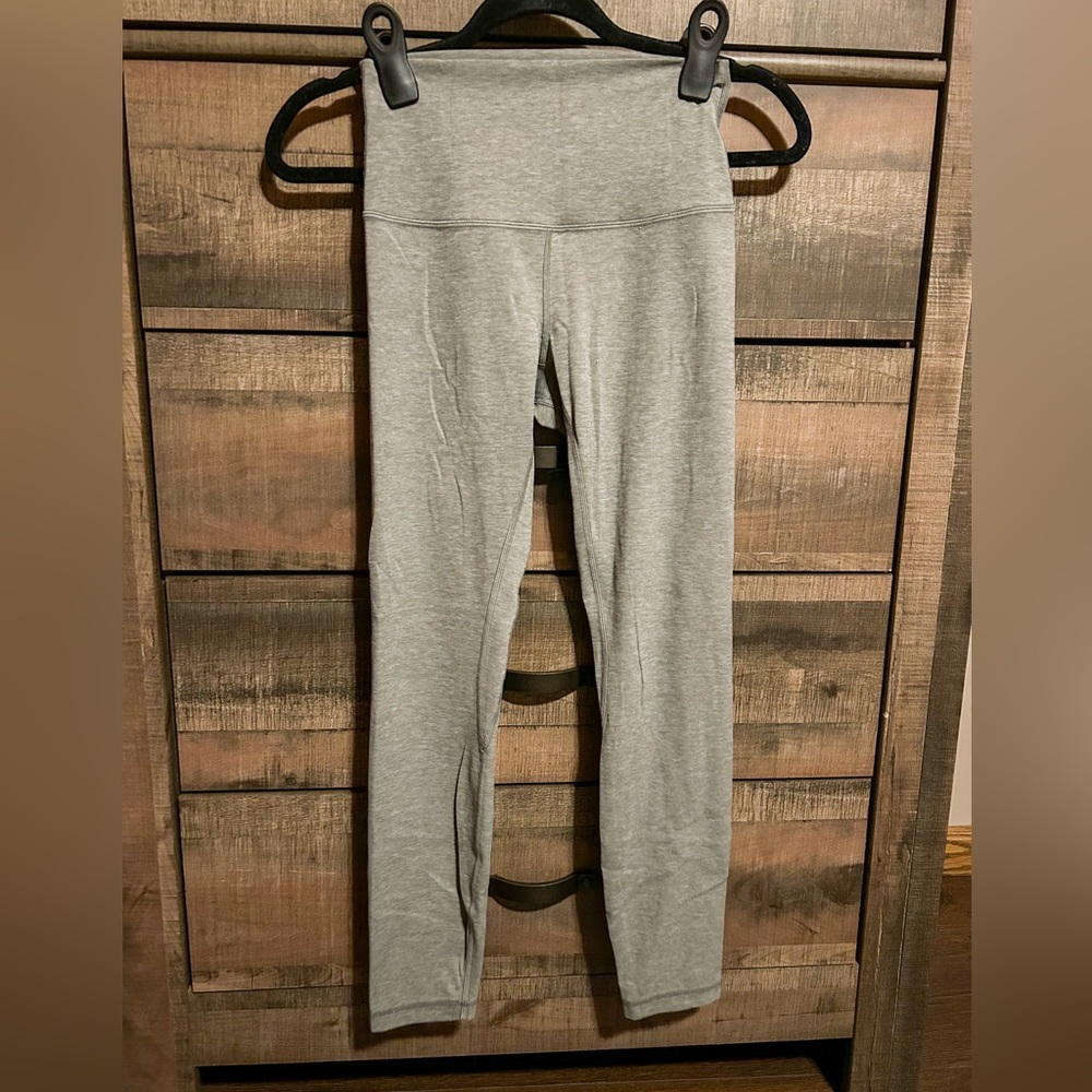 Lululemon Align HR size 4, 25”